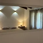 アパート La Maisonnette Du Jasmin