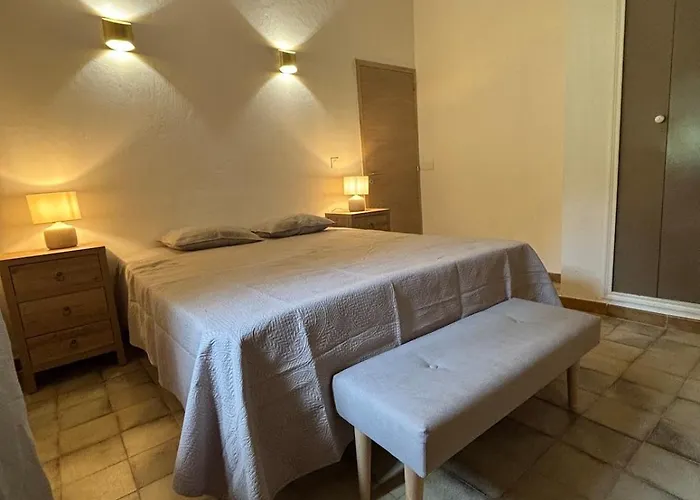 Lägenhet La Maisonnette Du Jasmin *